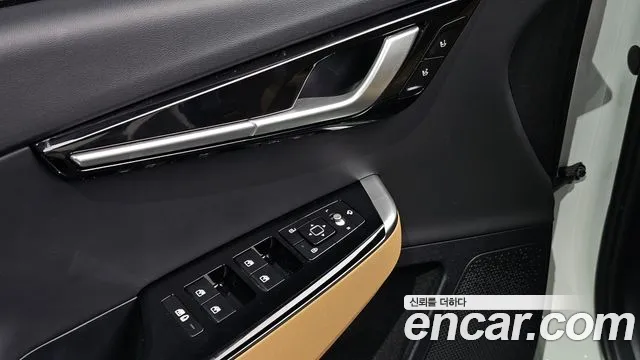 Kia EV6 — Фото автомобиля 24