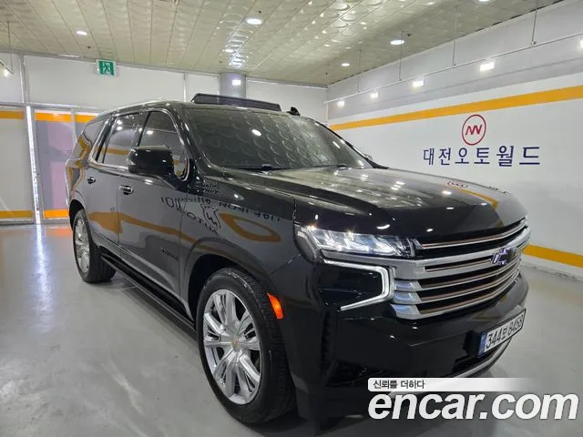 Chevrolet Tahoe — Фото автомобиля 2
