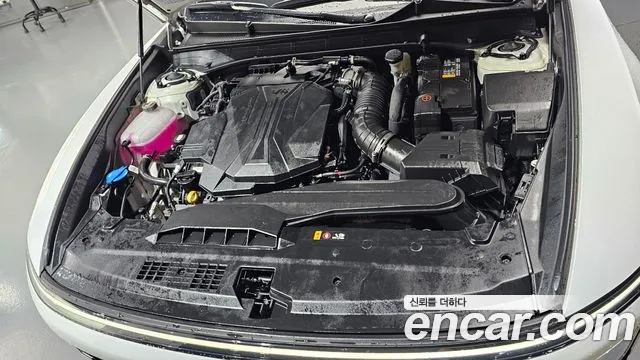 Hyundai Grandeur Grandeur (GN7) 3.5 LPG 2WD (Такси) — Фото автомобиля 6