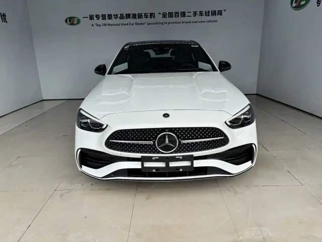 Mercedes-Benz C-Class — Фото автомобиля 2