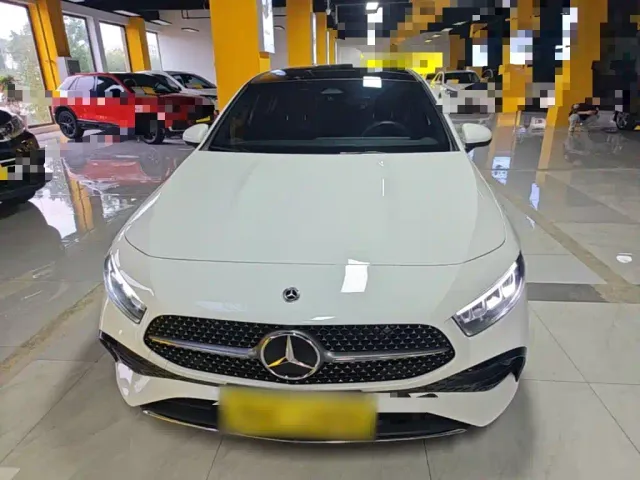 Mercedes-Benz A-Class — Фото автомобиля 2