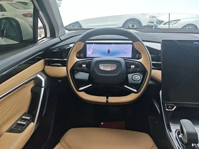 Geely Boyue L — Фото автомобиля 10