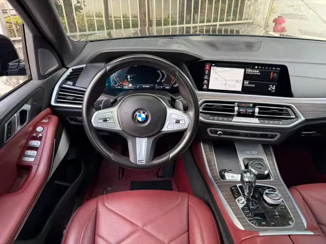 BMW X5 — Фото автомобиля 7