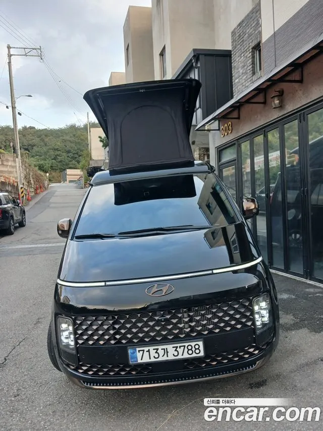 Фотография автомобиля — Hyundai Staria