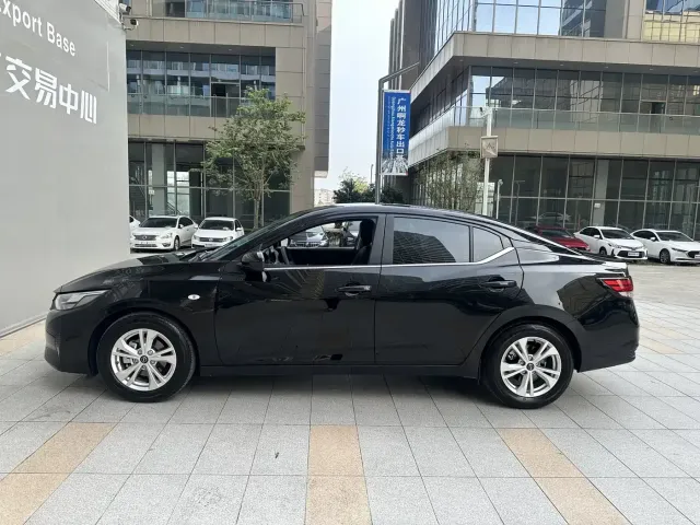 Nissan Sylphy — Фото автомобиля 3