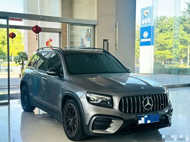 Mercedes-Benz GLB AMG — Фото автомобиля 3