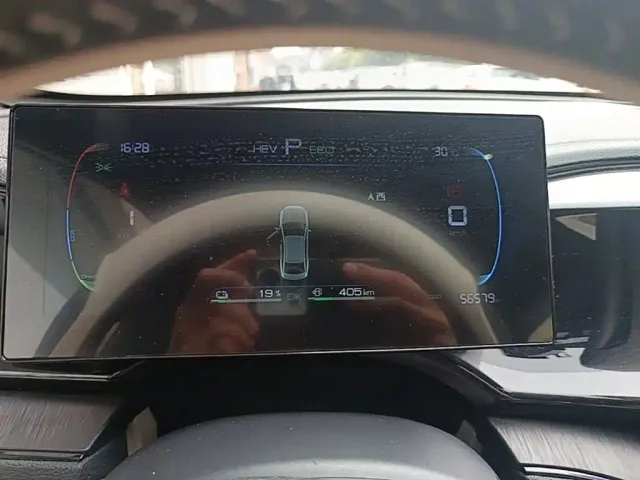 BYD Qin PLUS — Фото автомобиля 11