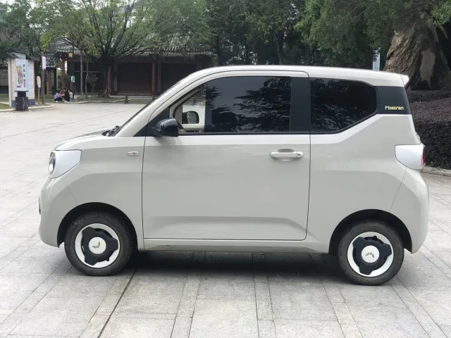 Wuling Hongguang Mini EV — Фото автомобиля 4