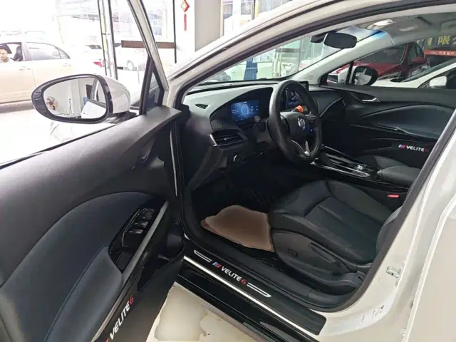 Buick Velite 6 — Фото автомобиля 15