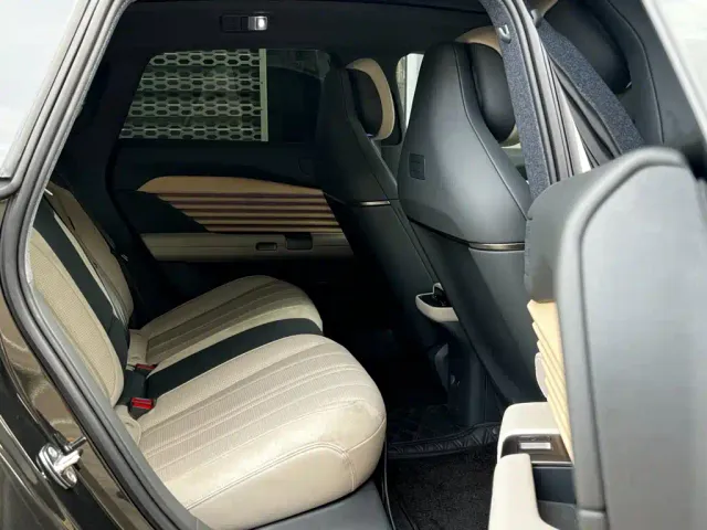 Audi E5 Sportback — Фото автомобиля 27