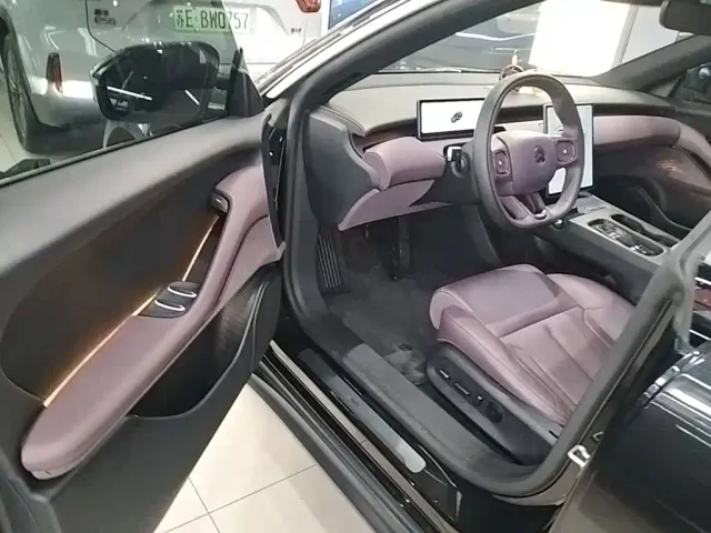Nio ET5 Touring — Фото автомобиля 15