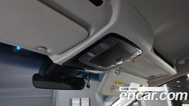 Hyundai Staria Staria 4WD Tourer 11 мест — Фото автомобиля 19