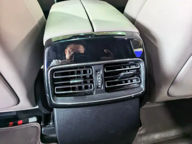 BYD Tang New Energy 2024 Model DM-i Glory Edition 112KM Flagship Type — Фото автомобиля 16