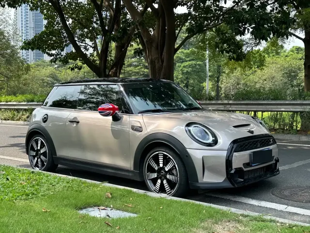 MINI MINI 2022 2.0T COOPER S Artist — Фото автомобиля 7