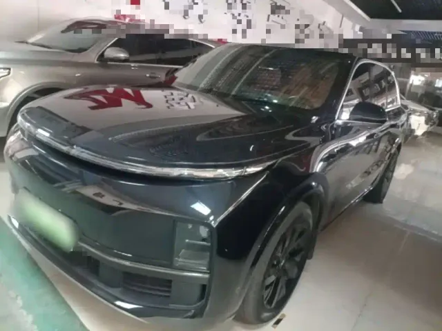 Фотография автомобиля — Li Auto L8