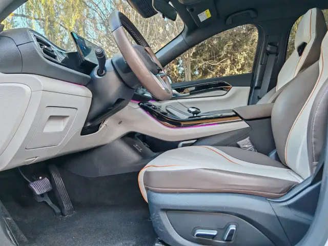 BYD Qin PLUS — Фото автомобиля 5
