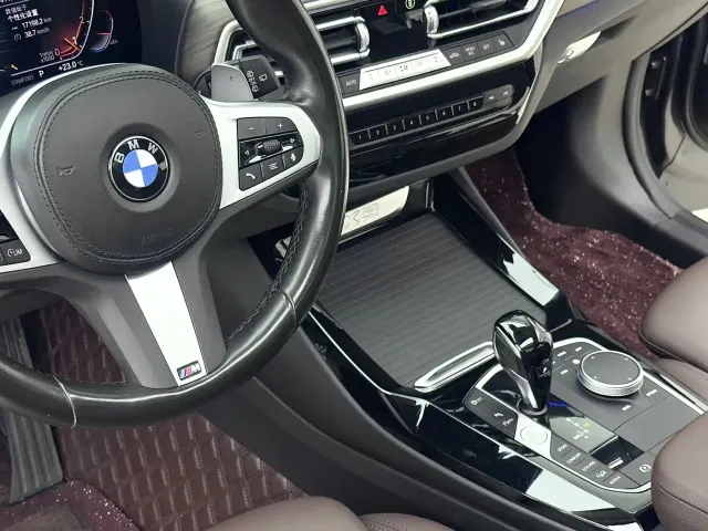 BMW X3 — Фото автомобиля 14