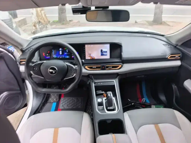 Dongfeng Fengshen E70 — Фото автомобиля 9
