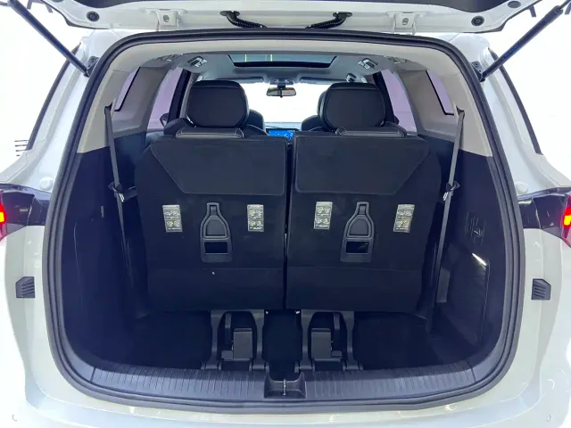 Wuling Victory — Фото автомобиля 18