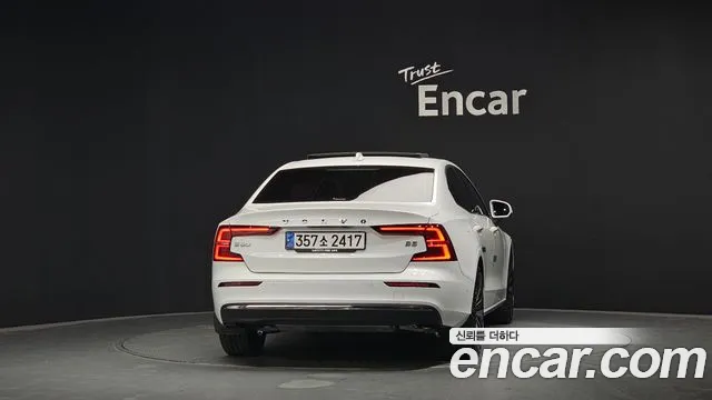 Вольво S60 S60 третьего поколения B5 Ultimate Bright — Фото автомобиля 4
