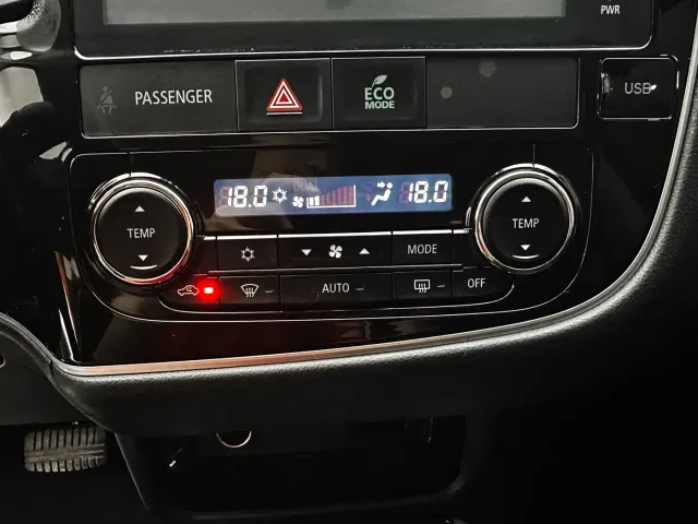 Mitsubishi Outlander — Фото автомобиля 12