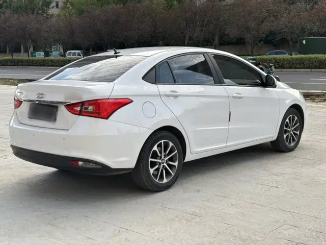 Chery Arrizo 5 — Фото автомобиля 22
