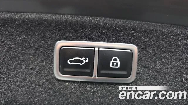 Genesis G80 Бензин 3.5 турбо AWD — Фото автомобиля 20