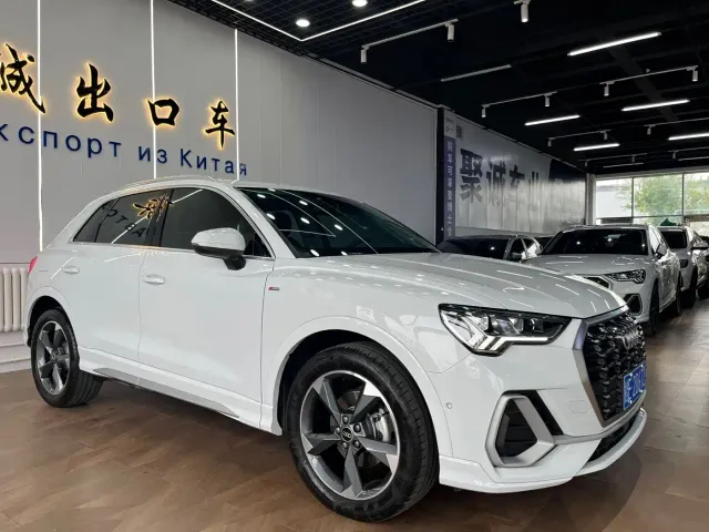 Audi Q3 — Фото автомобиля 3