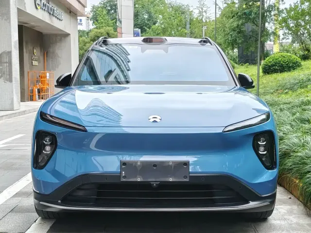 Nio ES6 — Фото автомобиля 2