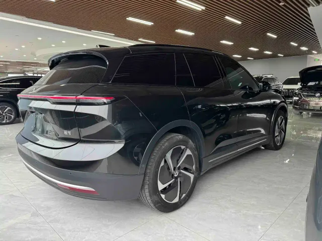Nio ES6 — Фото автомобиля 9