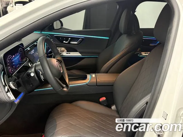 Mercedes-Benz E-Class W214 — Фото автомобиля 8