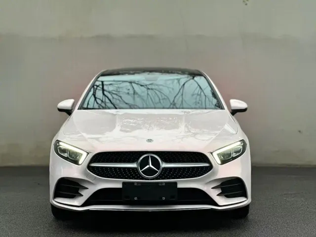Фотография автомобиля — Mercedes-Benz A-Class