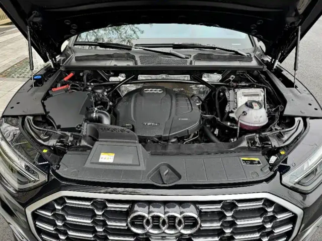 Audi Q5L — Фото автомобиля 12