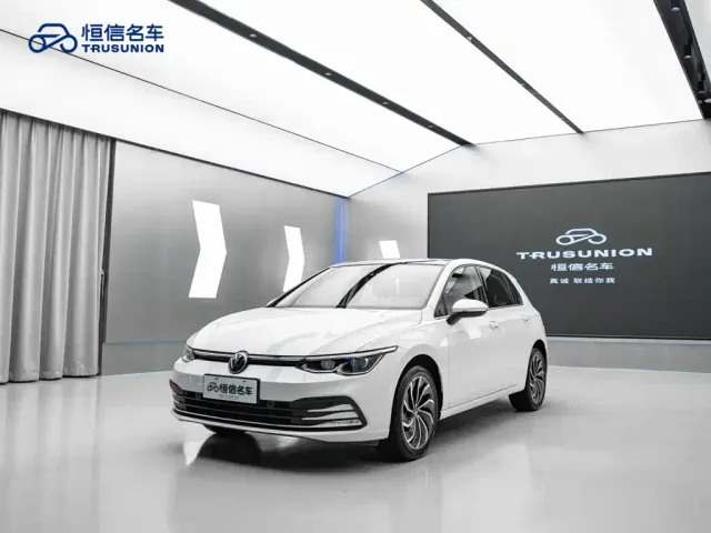 Фотография автомобиля — Volkswagen Golf