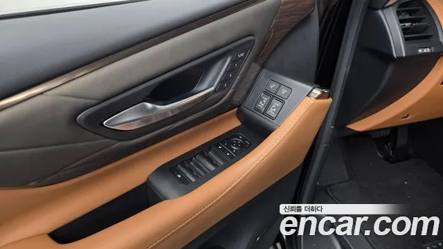Toyota Alphard — Фото автомобиля 25