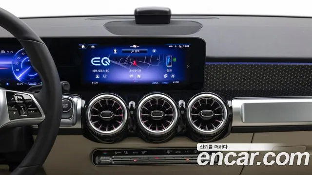 Mercedes-Benz EQB X243 — Фото автомобиля 16