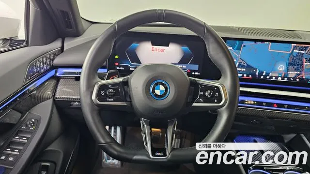 BMW i5 G60 — Фото автомобиля 19