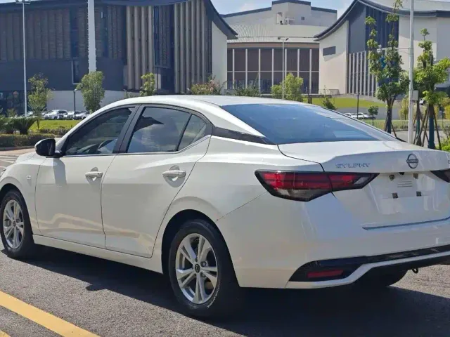 Nissan Sylphy — Фото автомобиля 3
