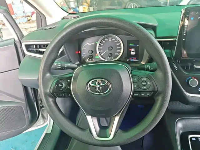 Toyota Corolla — Фото автомобиля 10