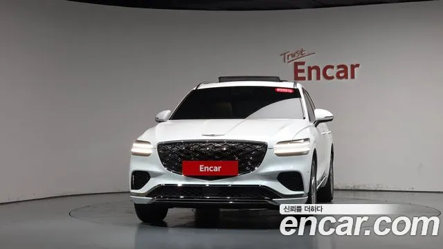 Genesis GV70 — Фото автомобиля 3