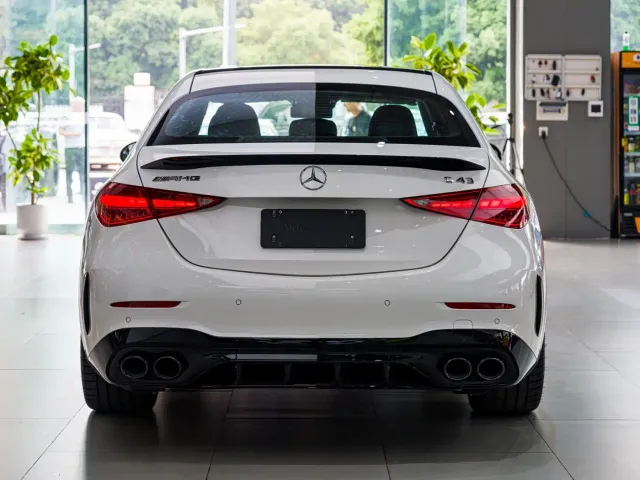 Mercedes-Benz C-Class AMG — Фото автомобиля 23