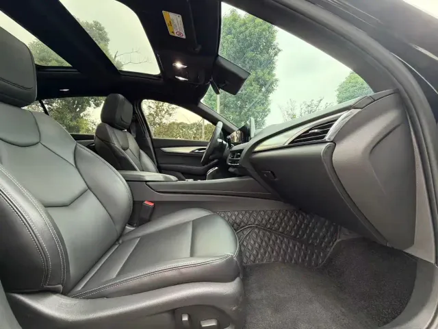 Cadillac CT5 — Фото автомобиля 9