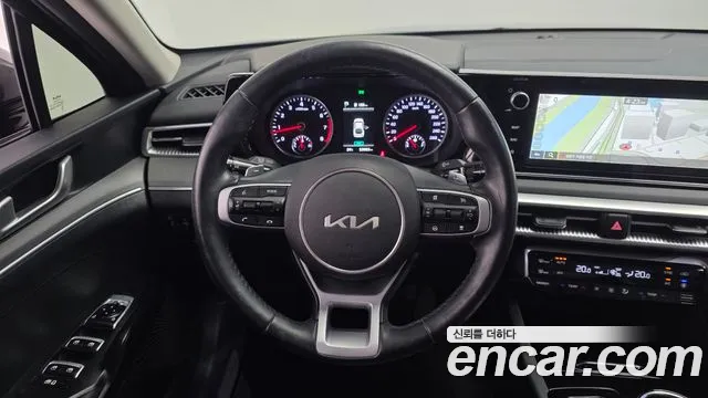 Kia K5 Generation 3 — Фото автомобиля 13