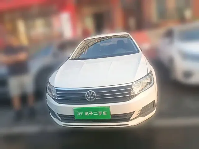 Volkswagen Lavida — Фото автомобиля 22