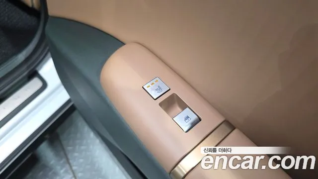Hyundai Grandeur GN7 — Фото автомобиля 25