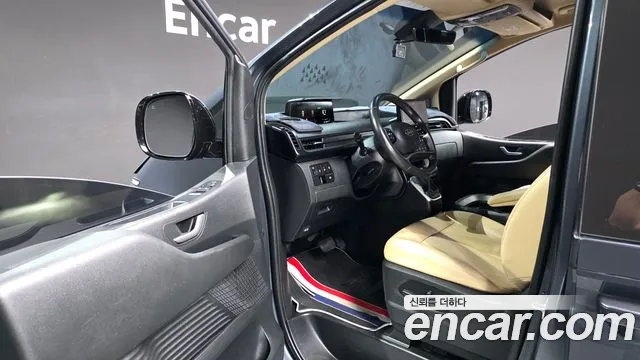Hyundai Staria — Фото автомобиля 10