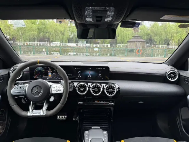 Mercedes-Benz CLA-Class AMG — Фото автомобиля 10
