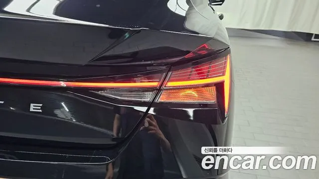 Hyundai AVANTE Новый Avante (CN7) — Фото автомобиля 21