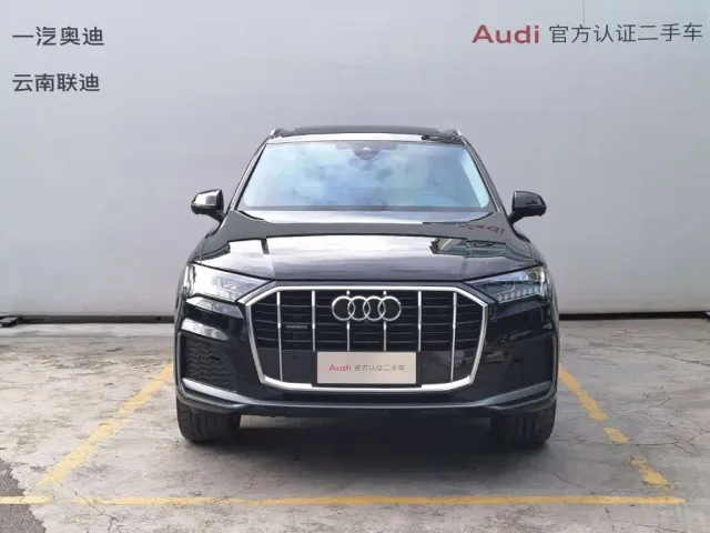 Audi Audi Q7 2023 45 TFSI quattro S line Sport — Фото автомобиля 2