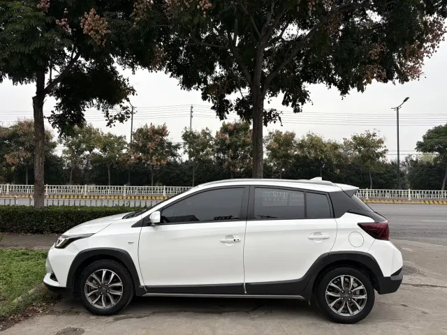 Toyota YARiS L Zhi Xuan — Фото автомобиля 2